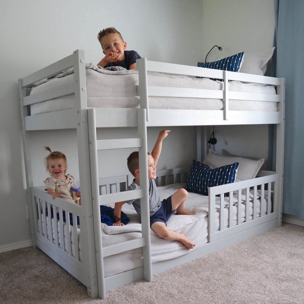 Bunk beds with Beddys